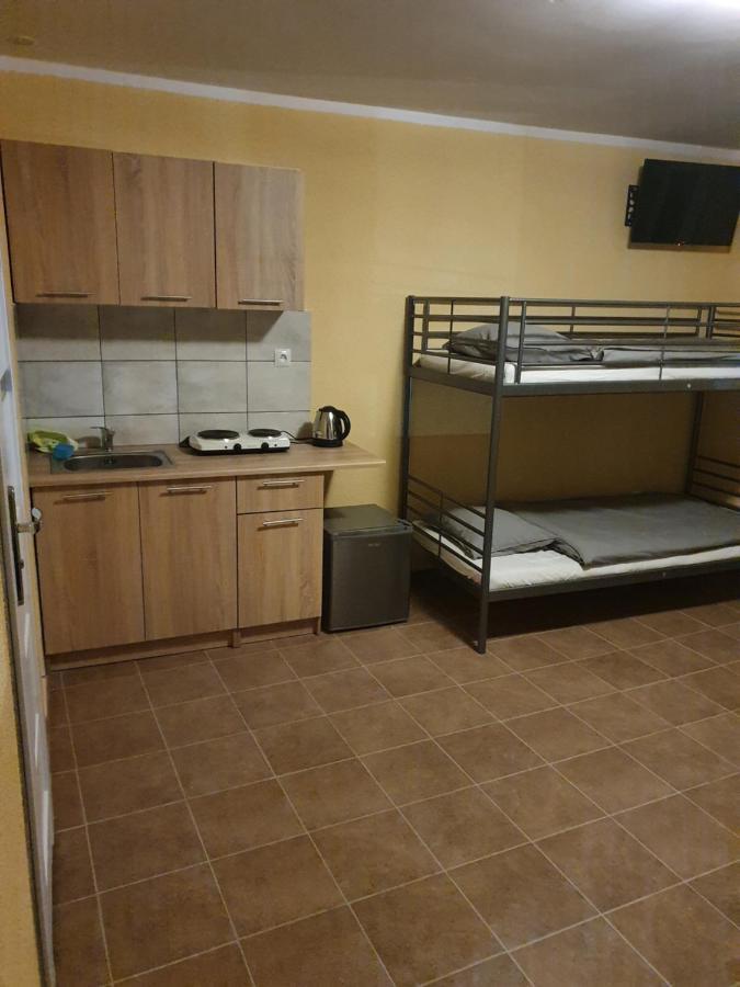 Hostel Zacisze 2 Glubczyce ภายนอก รูปภาพ