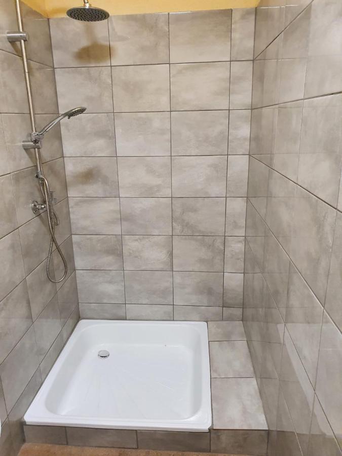 Hostel Zacisze 2 Glubczyce ภายนอก รูปภาพ